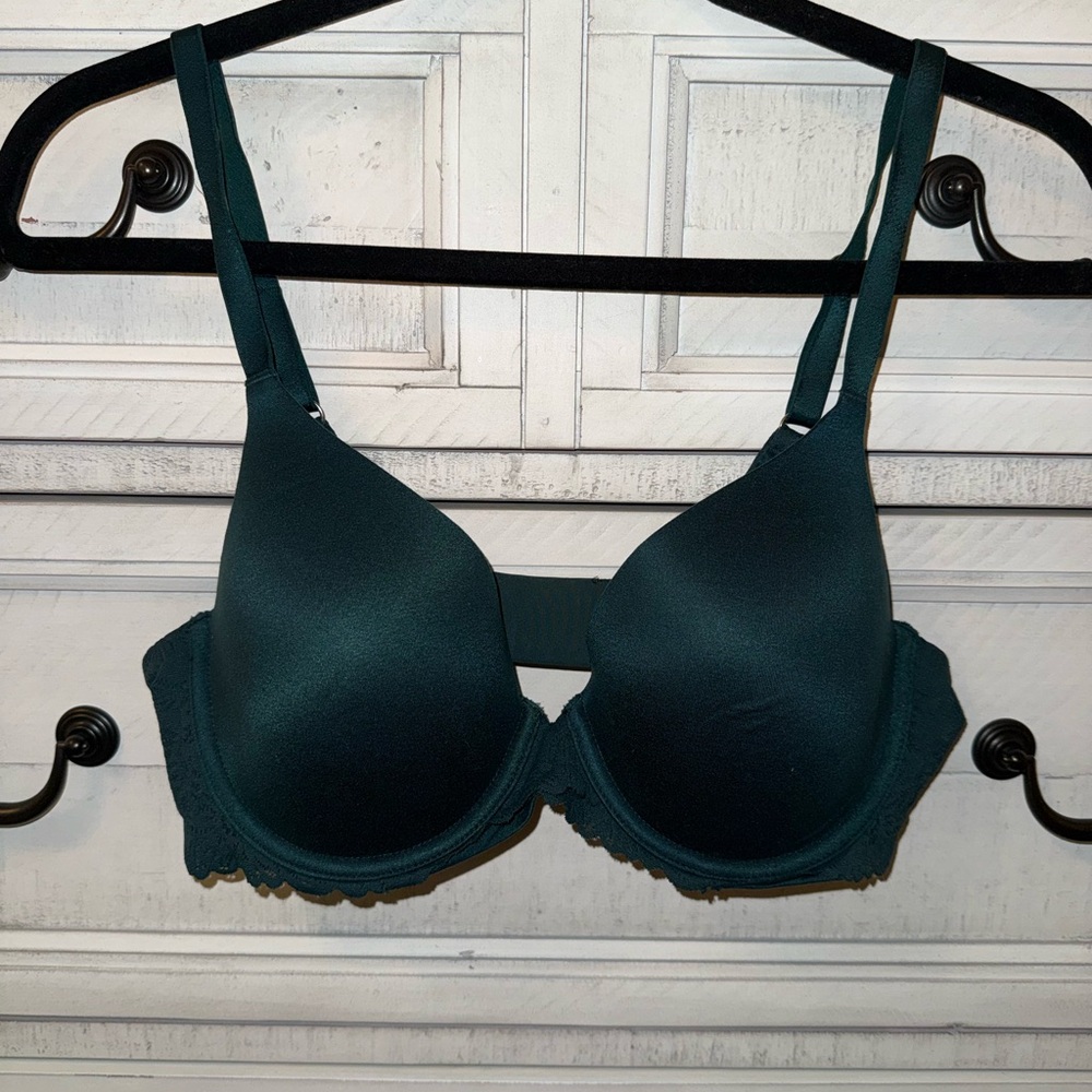 Aerie Green T-Shirt Bra with Lace Trim Size 36C